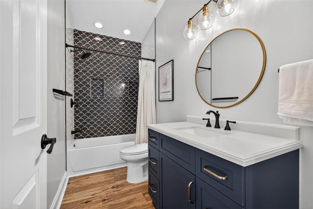 Active With Contract: $4,000 (3 beds, 2 baths, 1807 Square Feet)