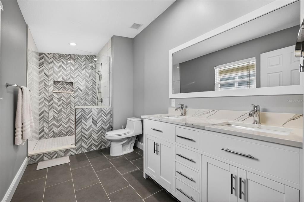 Active With Contract: $4,000 (3 beds, 2 baths, 1807 Square Feet)