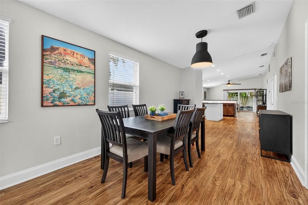 Active With Contract: $4,000 (3 beds, 2 baths, 1807 Square Feet)