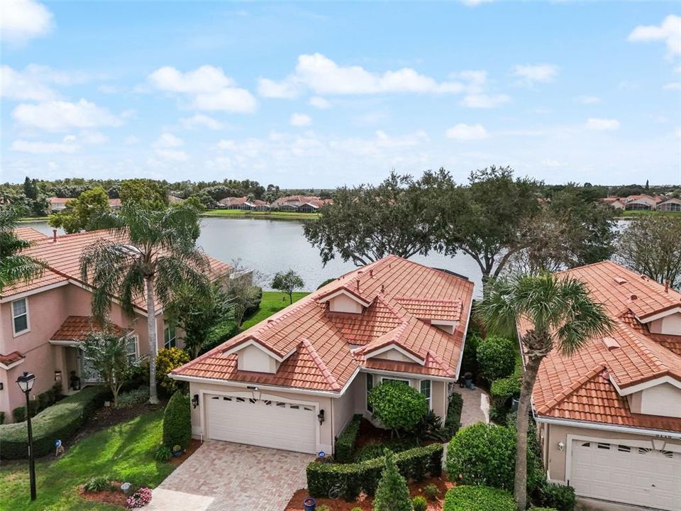 合同活跃: $595,000 (3 贝兹, 2 浴室, 1908 平方英尺)