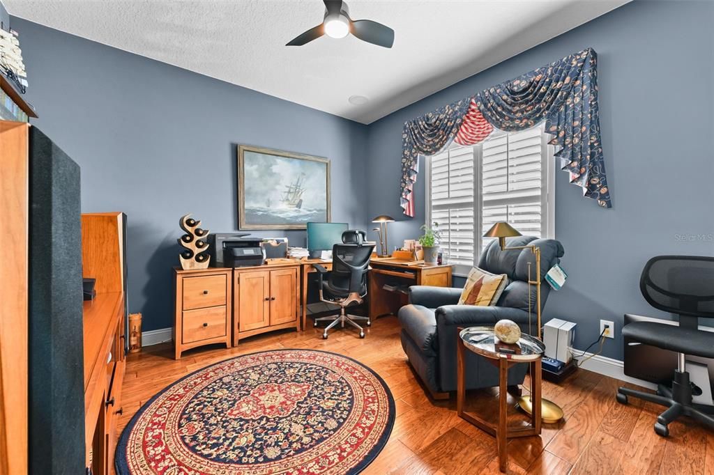 合同活跃: $595,000 (3 贝兹, 2 浴室, 1908 平方英尺)