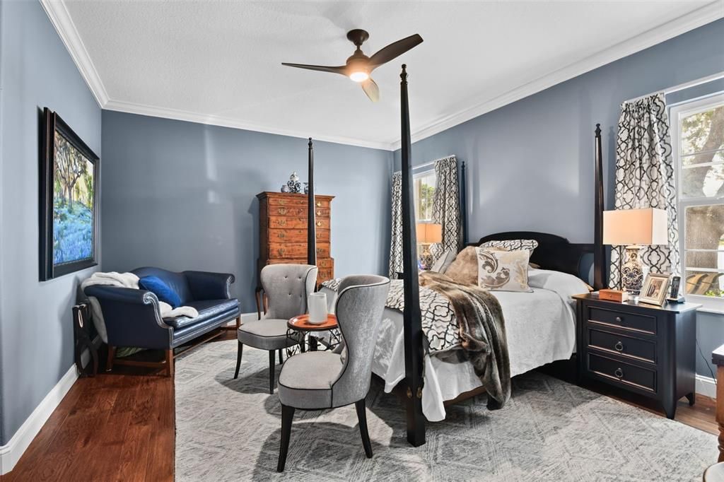 合同活跃: $595,000 (3 贝兹, 2 浴室, 1908 平方英尺)