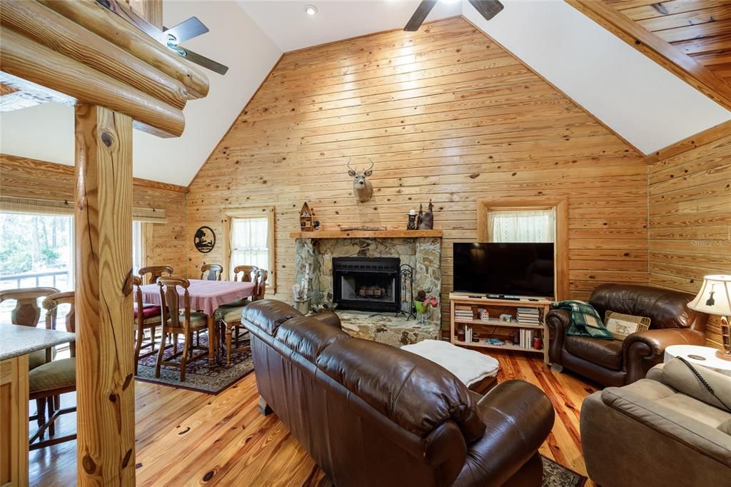 For Sale: $670,000 (2 beds, 3 baths, 2238 Square Feet)