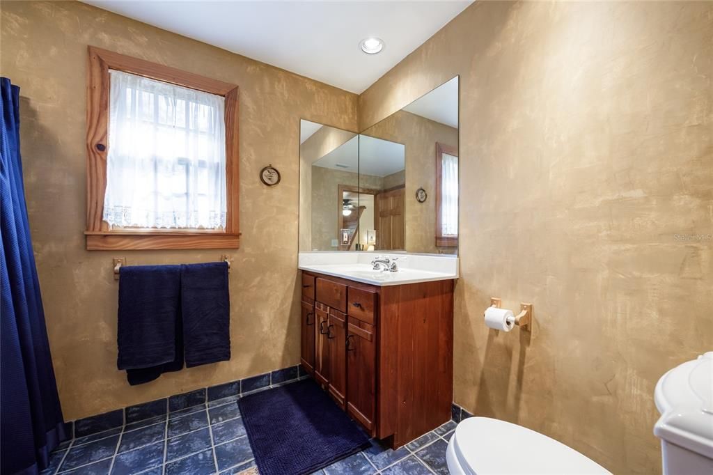 For Sale: $670,000 (2 beds, 3 baths, 2238 Square Feet)