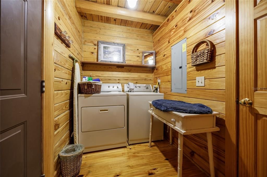 For Sale: $670,000 (2 beds, 3 baths, 2238 Square Feet)