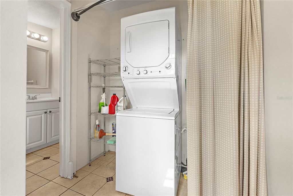 For Sale: $899,000 (4 beds, 0 baths, 1782 Square Feet)