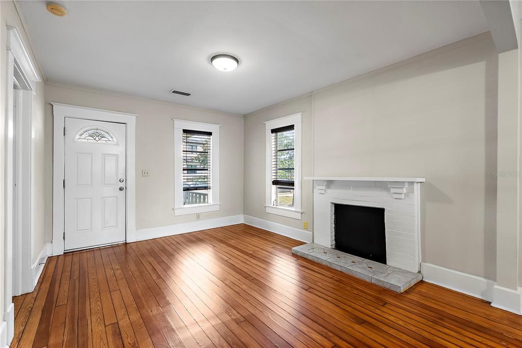 For Sale: $899,000 (4 beds, 0 baths, 1782 Square Feet)