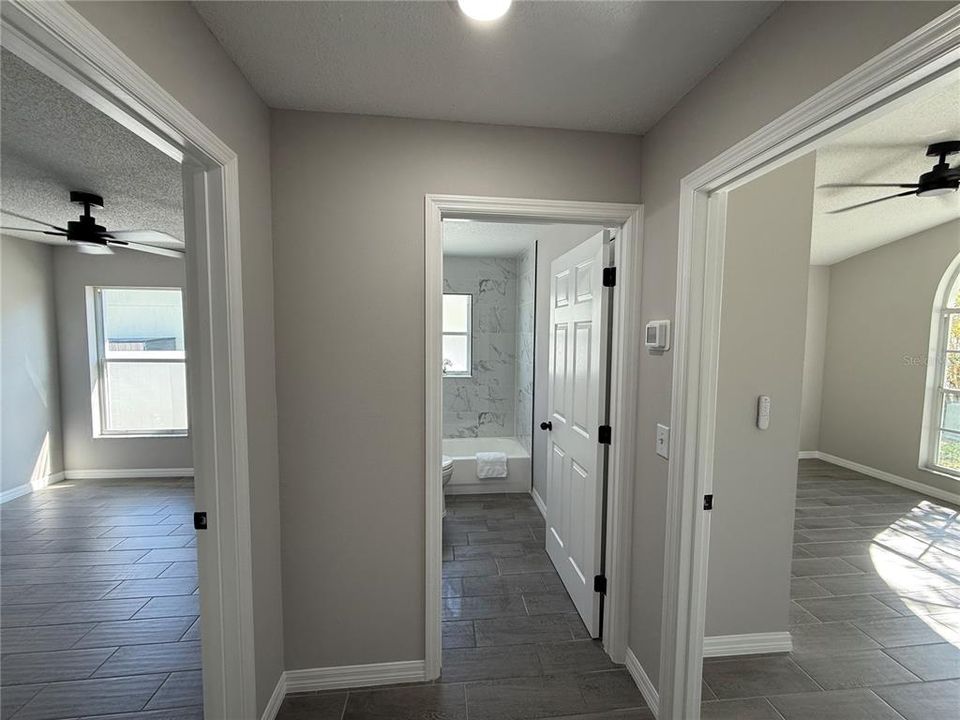 Active With Contract: $344,900 (3 beds, 2 baths, 1371 Square Feet)