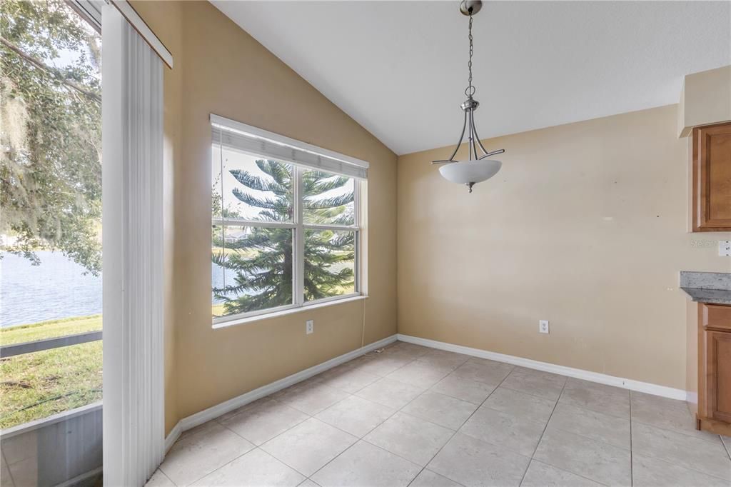 待售: $349,900 (3 贝兹, 2 浴室, 1740 平方英尺)