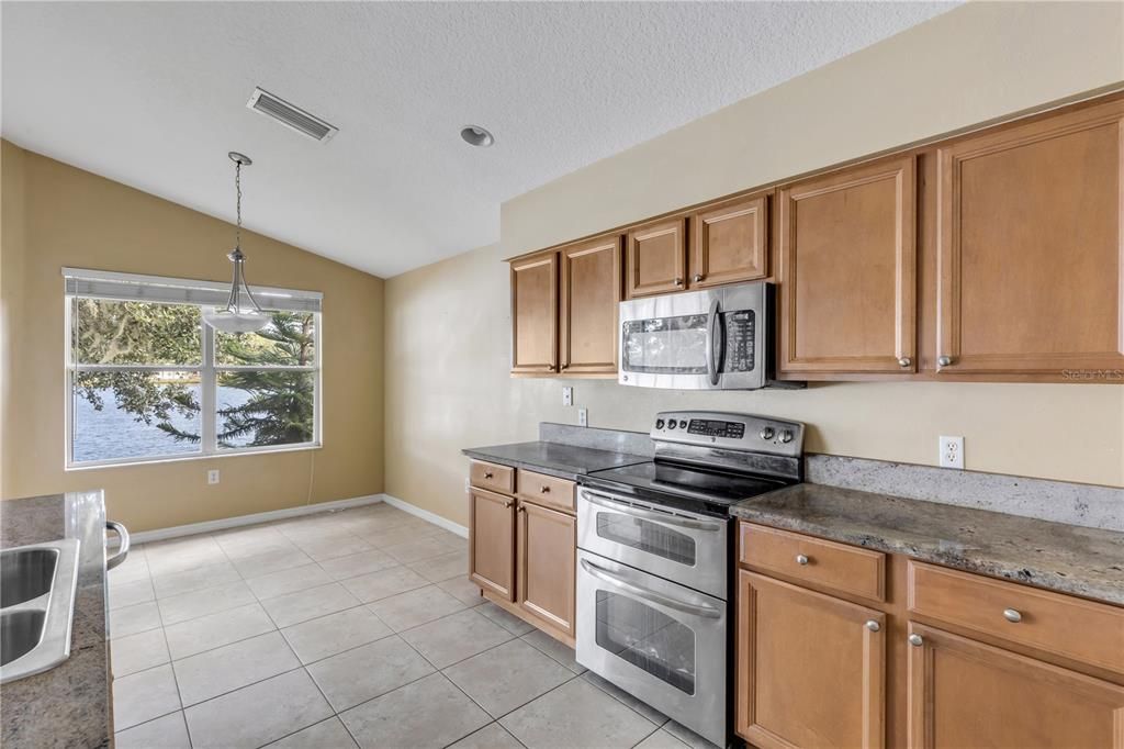 待售: $349,900 (3 贝兹, 2 浴室, 1740 平方英尺)