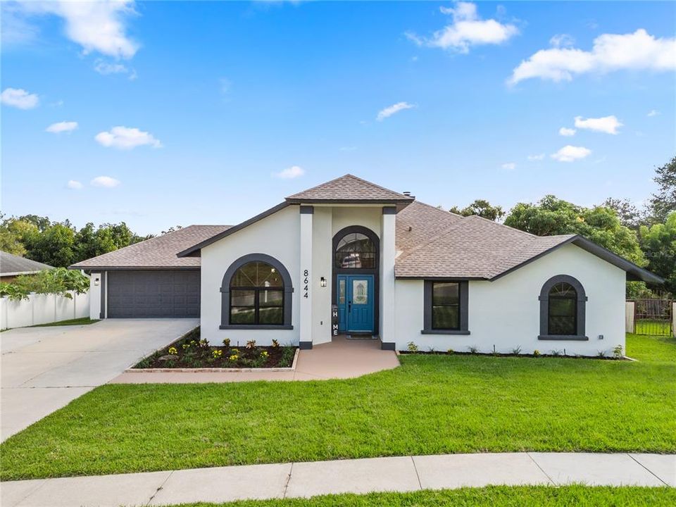 Recently Sold: $459,900 (3 beds, 2 baths, 1959 Square Feet)