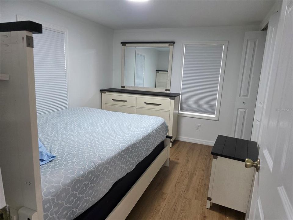 В аренду: $1,975 (2 спален, 1 ванн, 950 Квадратных фут)