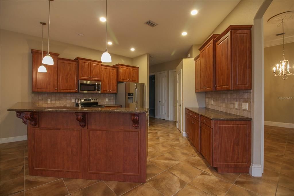 En Renta: $3,200 (5 camas, 3 baños, 2879 Pies cuadrados)