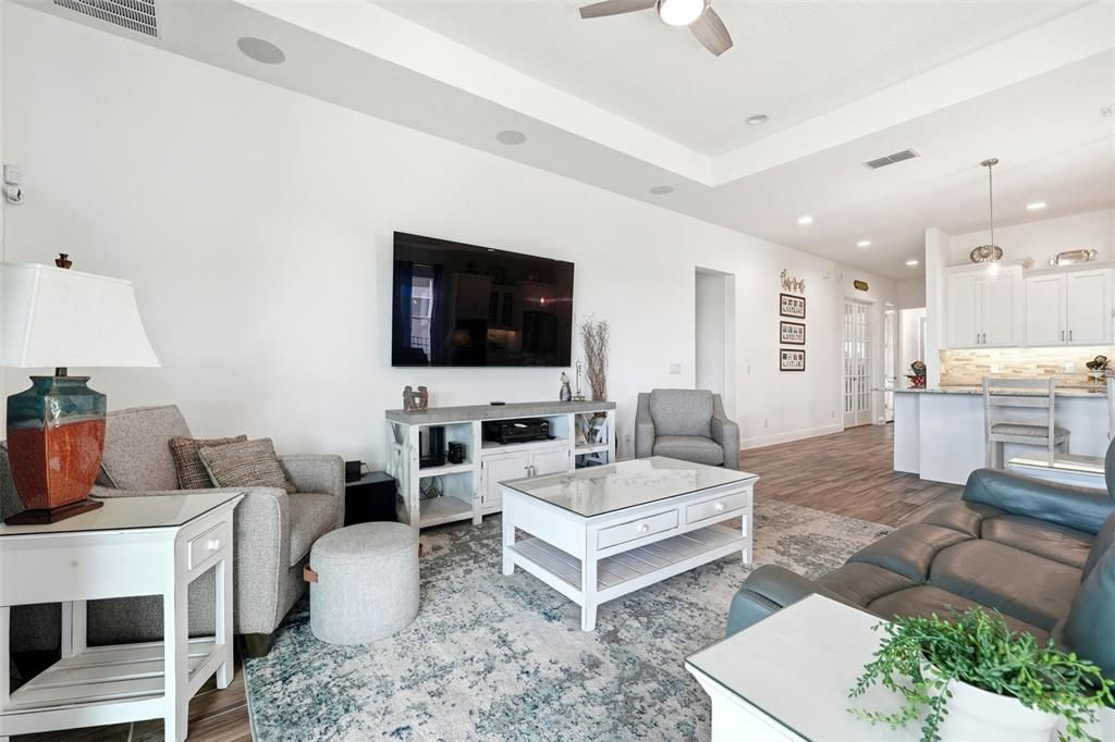 待售: $645,000 (3 贝兹, 2 浴室, 2130 平方英尺)