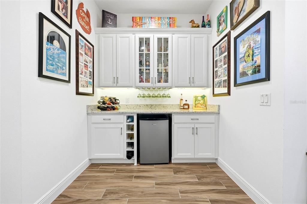 待售: $645,000 (3 贝兹, 2 浴室, 2130 平方英尺)