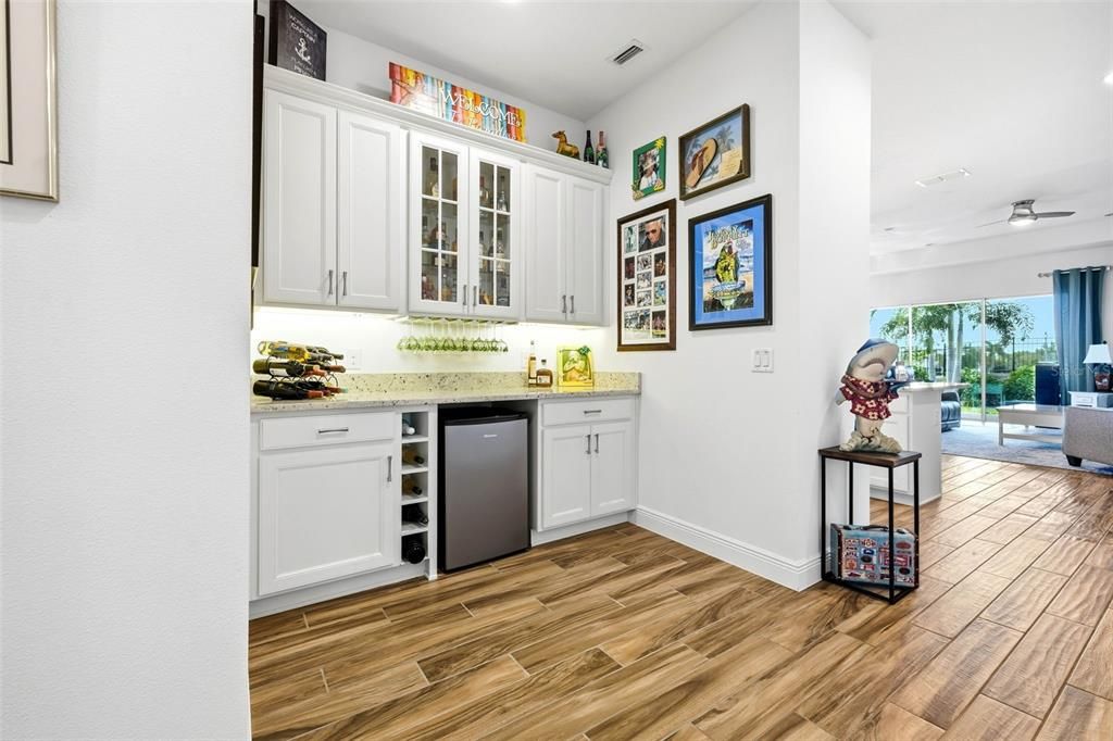 待售: $645,000 (3 贝兹, 2 浴室, 2130 平方英尺)