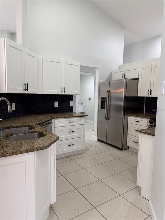 For Rent: $3,000 (4 beds, 2 baths, 1839 Square Feet)