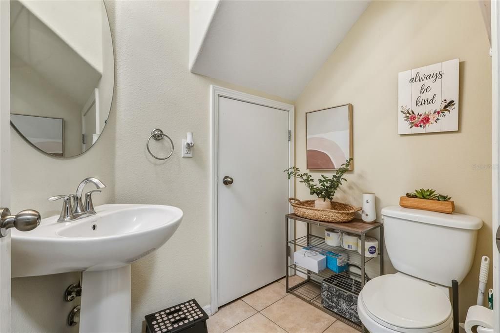 待售: $189,000 (3 贝兹, 2 浴室, 1408 平方英尺)