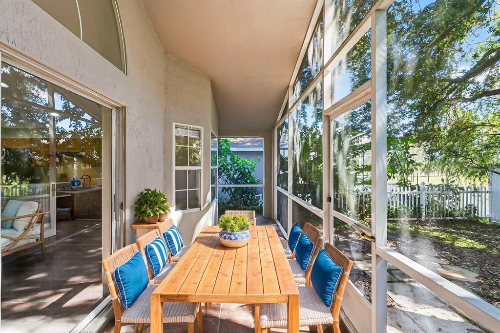 合同活跃: $319,900 (3 贝兹, 2 浴室, 1634 平方英尺)