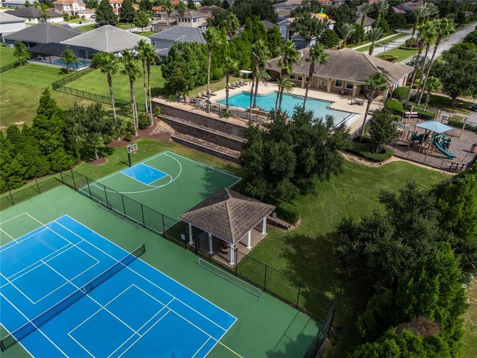 待售: $535,000 (5 贝兹, 3 浴室, 3011 平方英尺)