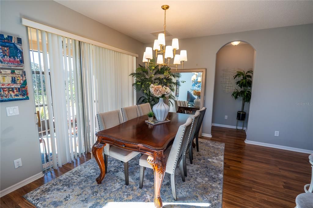 待售: $535,000 (5 贝兹, 3 浴室, 3011 平方英尺)