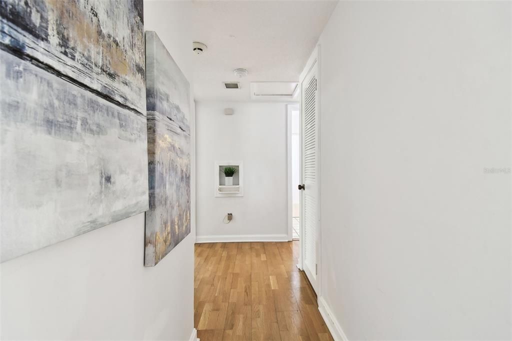 For Sale: $805,000 (3 beds, 2 baths, 1525 Square Feet)