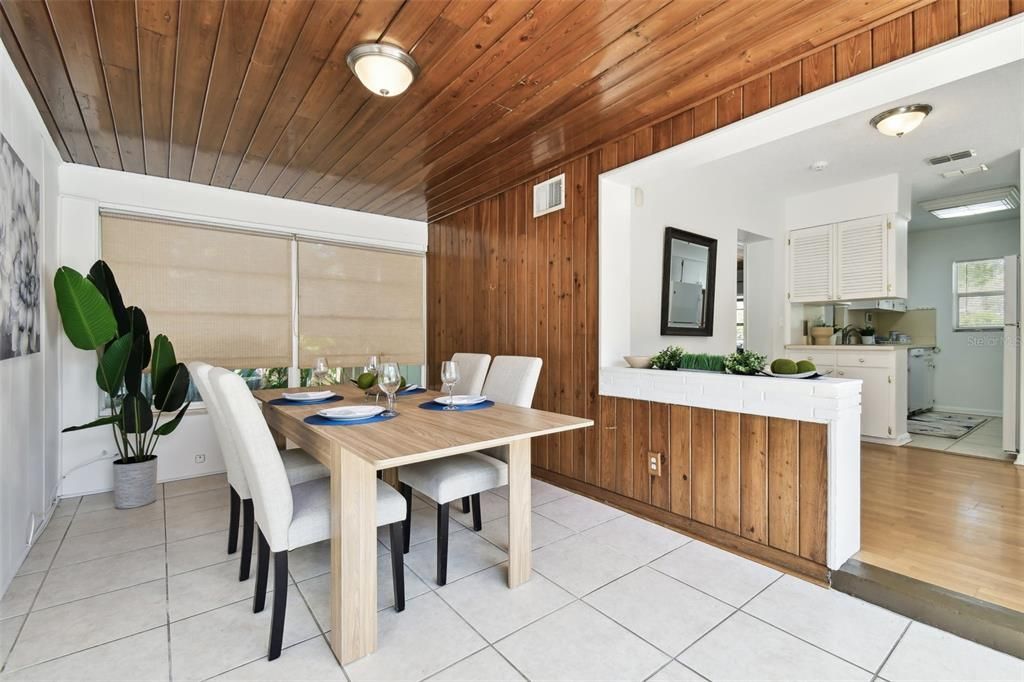 For Sale: $805,000 (3 beds, 2 baths, 1525 Square Feet)