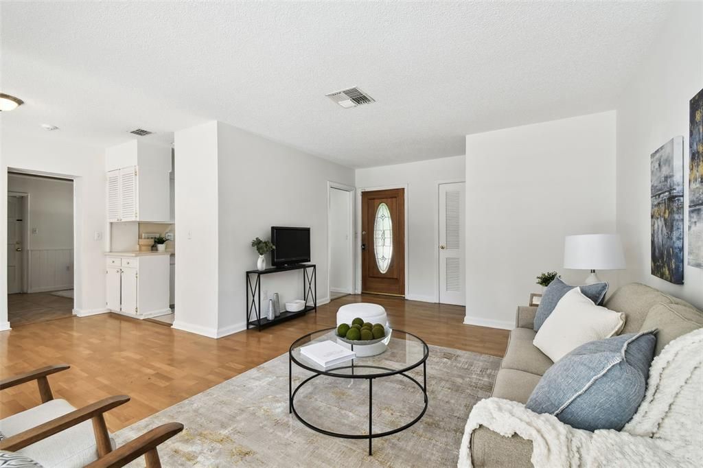 For Sale: $805,000 (3 beds, 2 baths, 1525 Square Feet)