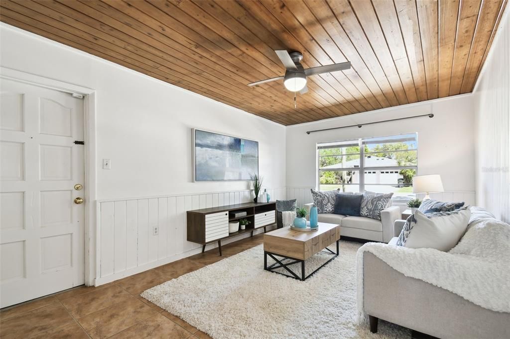 For Sale: $805,000 (3 beds, 2 baths, 1525 Square Feet)