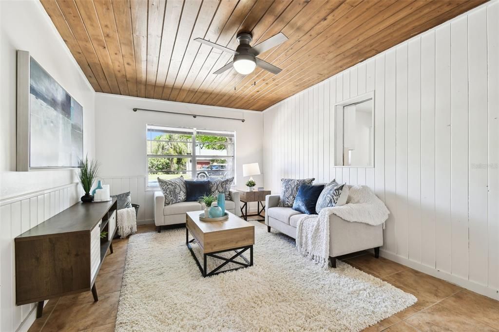 For Sale: $805,000 (3 beds, 2 baths, 1525 Square Feet)