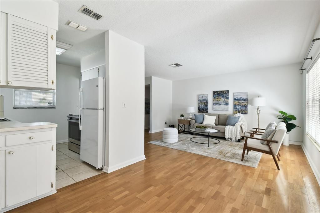 For Sale: $805,000 (3 beds, 2 baths, 1525 Square Feet)