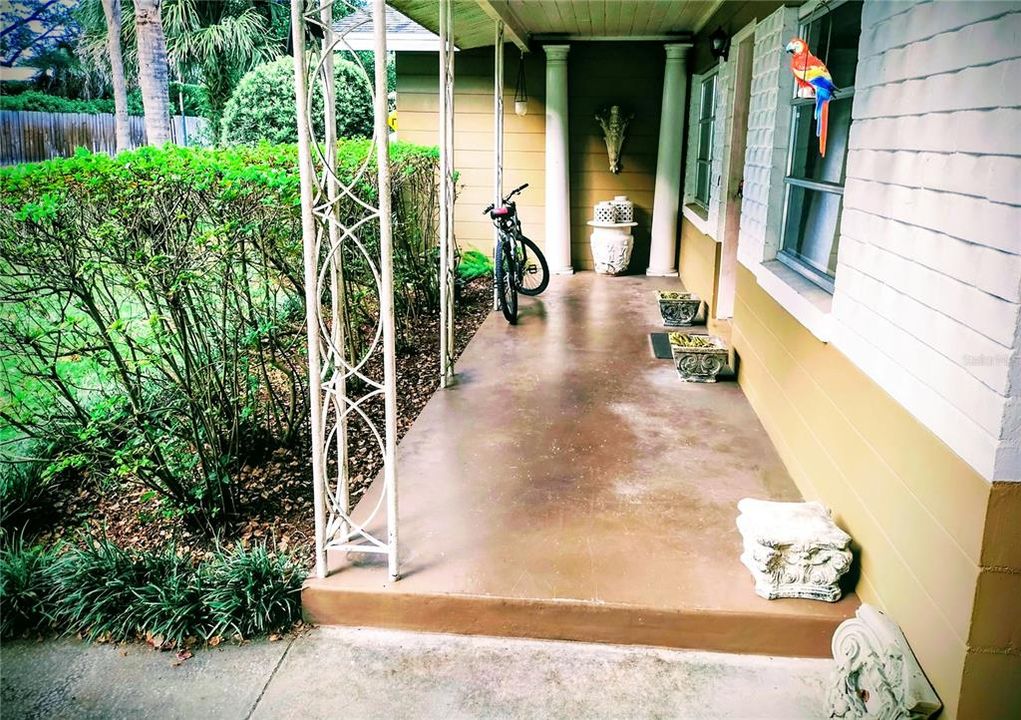 Activo con contrato: $445,000 (3 camas, 2 baños, 1257 Pies cuadrados)