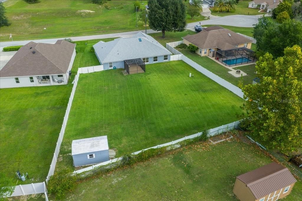 合同活跃: $439,000 (4 贝兹, 3 浴室, 2374 平方英尺)