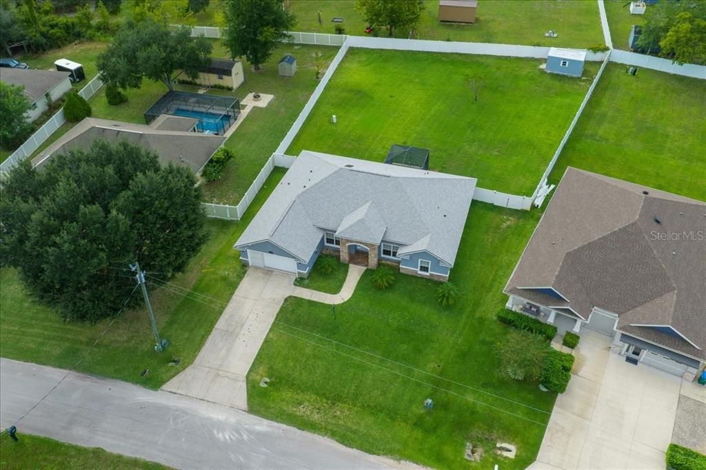 合同活跃: $439,000 (4 贝兹, 3 浴室, 2374 平方英尺)