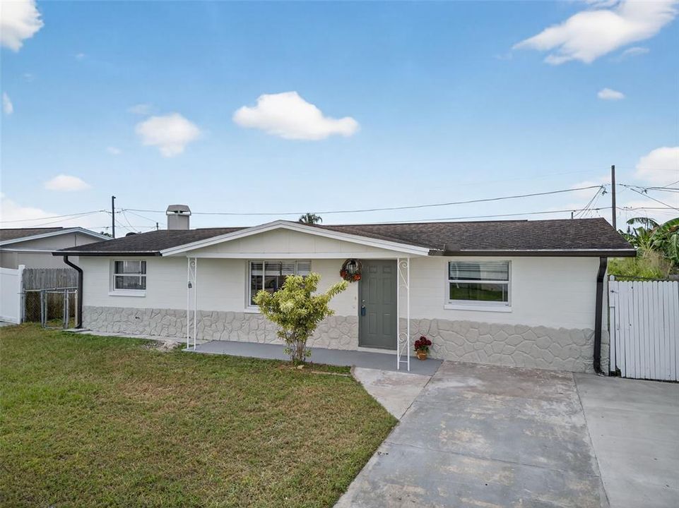 For Sale: $235,000 (3 beds, 1 baths, 1104 Square Feet)