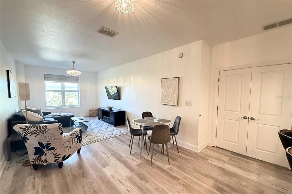 For Sale: $521,000 (2 beds, 2 baths, 1489 Square Feet)