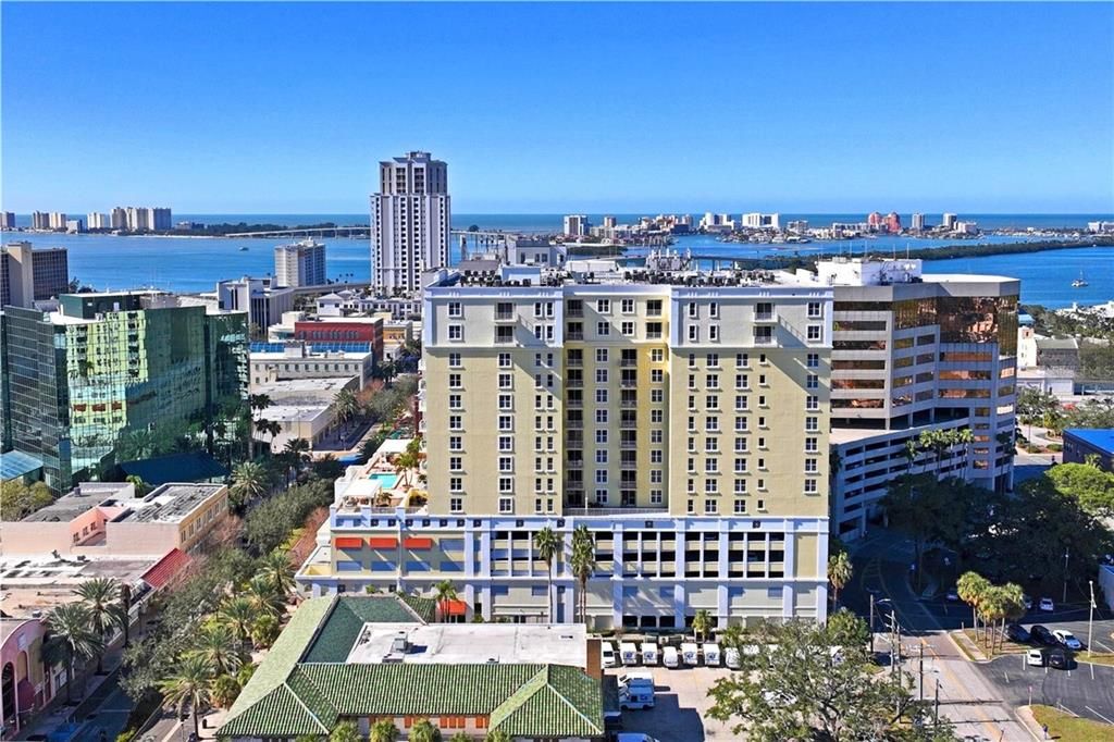 For Sale: $521,000 (2 beds, 2 baths, 1489 Square Feet)