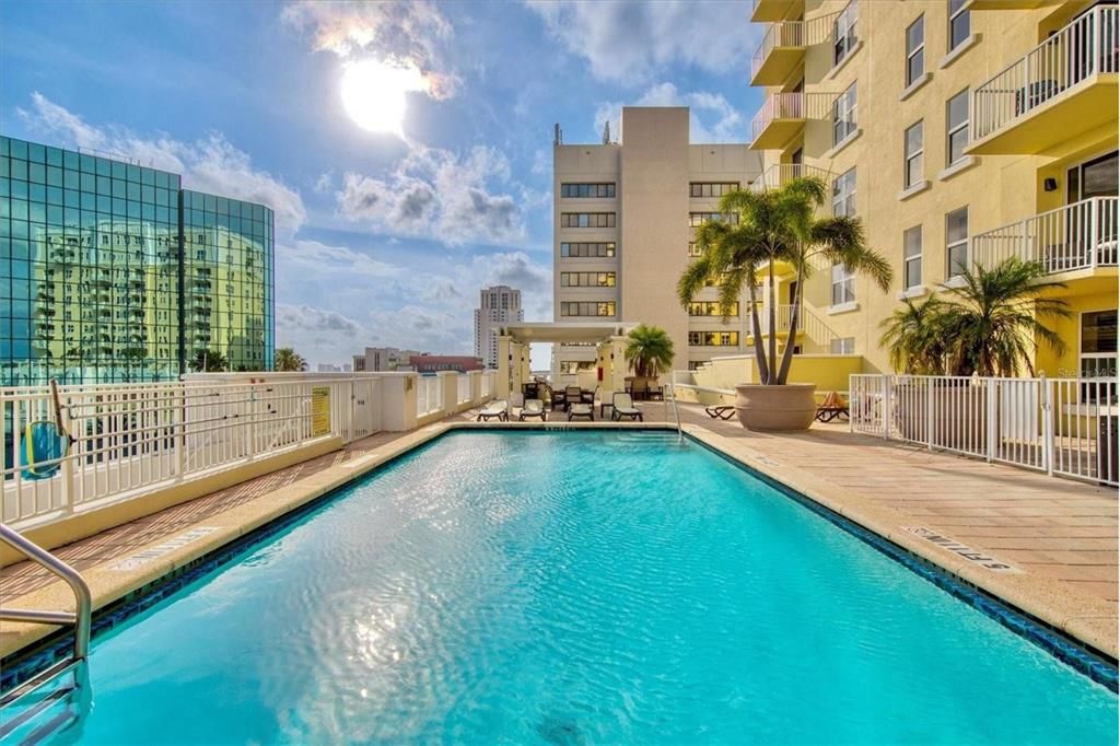 For Sale: $521,000 (2 beds, 2 baths, 1489 Square Feet)