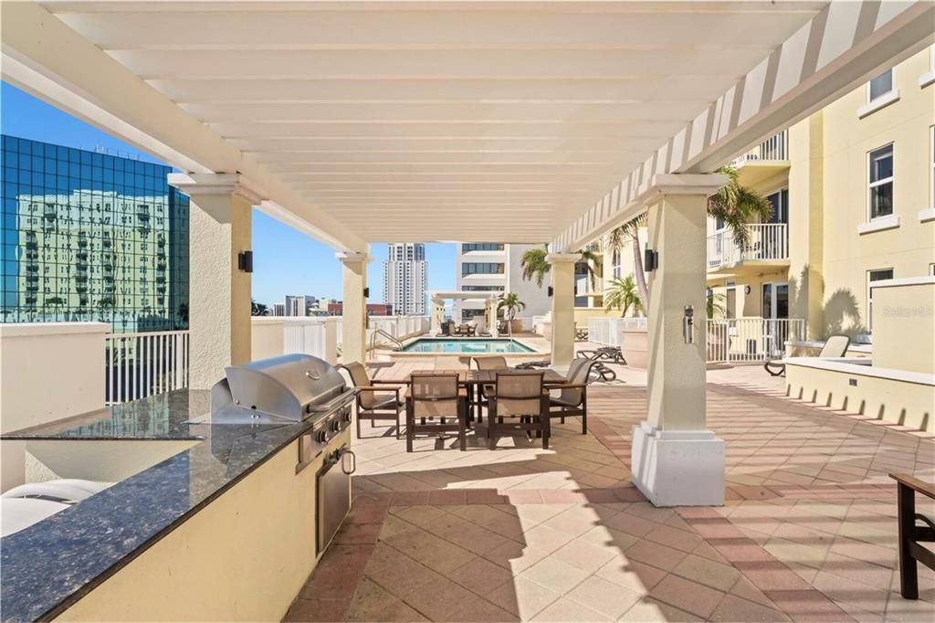 For Sale: $521,000 (2 beds, 2 baths, 1489 Square Feet)