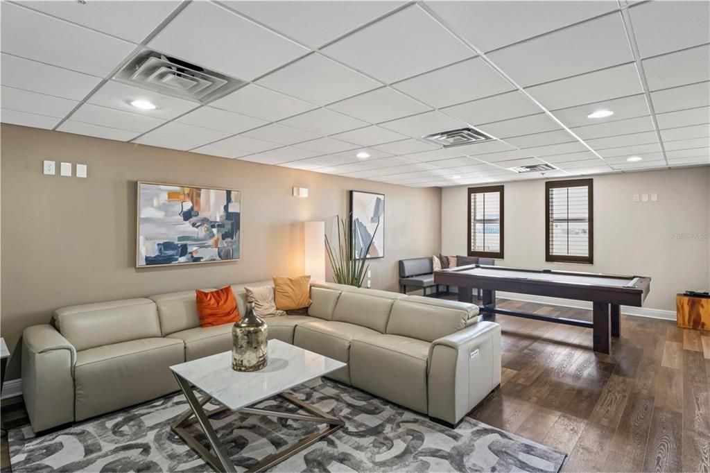 For Sale: $521,000 (2 beds, 2 baths, 1489 Square Feet)