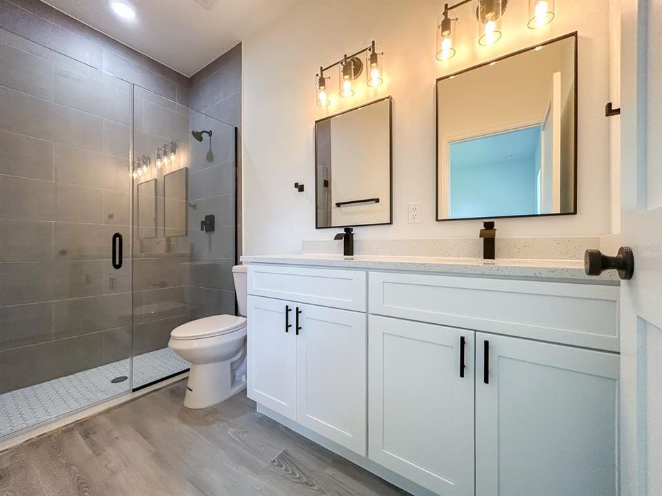 В аренду: $2,475 (4 спален, 2 ванн, 1774 Квадратных фут)