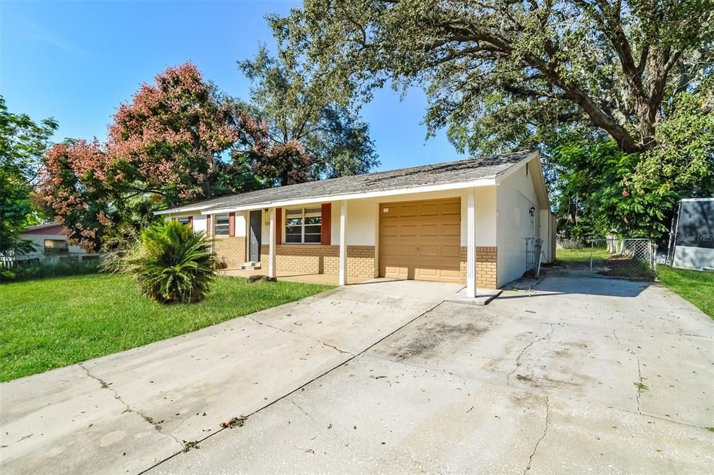 For Sale: $329,000 (3 beds, 2 baths, 1440 Square Feet)