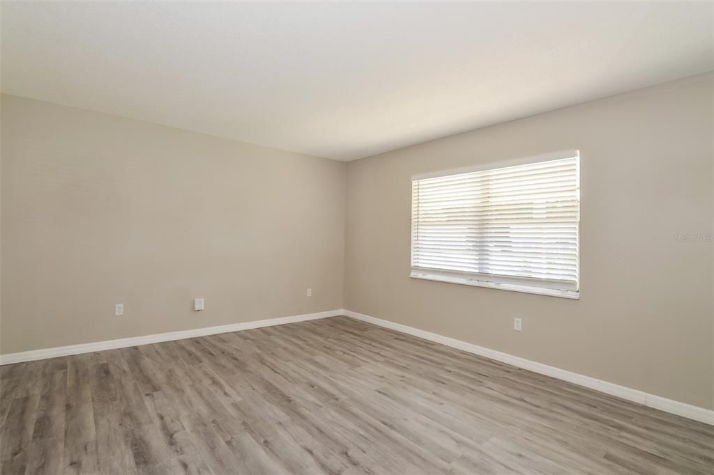 For Sale: $329,000 (3 beds, 2 baths, 1440 Square Feet)