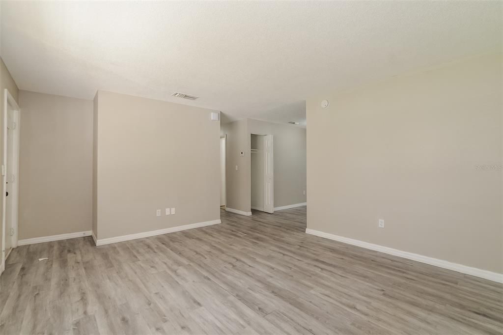 For Sale: $329,000 (3 beds, 2 baths, 1440 Square Feet)