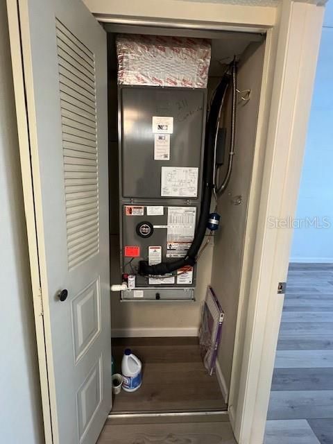 待售: $122,900 (2 贝兹, 2 浴室, 919 平方英尺)