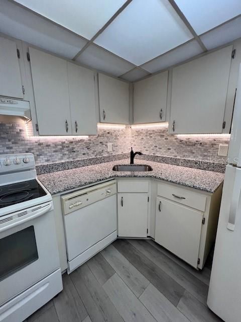 待售: $122,900 (2 贝兹, 2 浴室, 919 平方英尺)