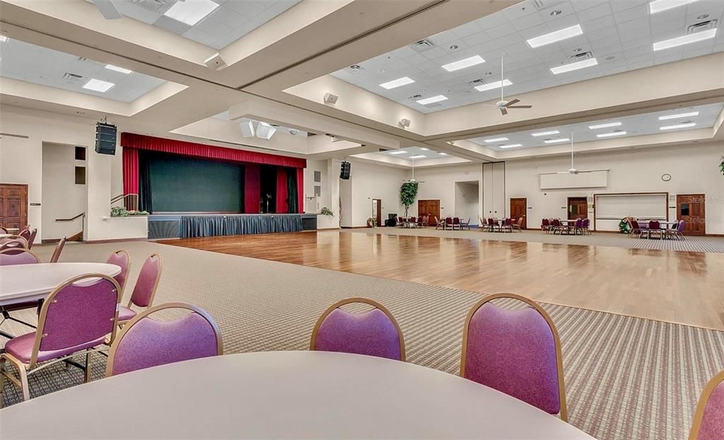 For Sale: $415,000 (3 beds, 2 baths, 1759 Square Feet)