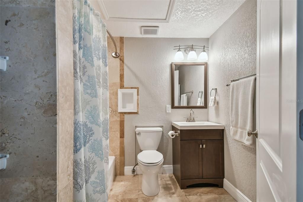 For Sale: $515,000 (0 beds, 1 baths, 848 Square Feet)