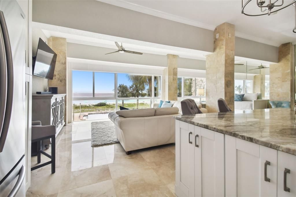 For Sale: $515,000 (0 beds, 1 baths, 848 Square Feet)