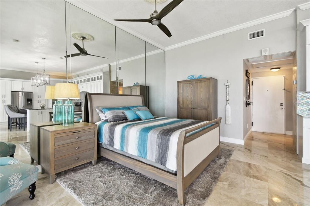 For Sale: $515,000 (0 beds, 1 baths, 848 Square Feet)